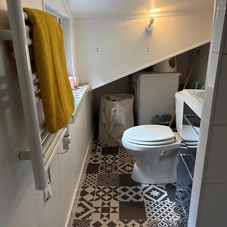 Sous Les Toits Apartment Paris