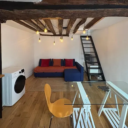 Apartment Sous Les Toits